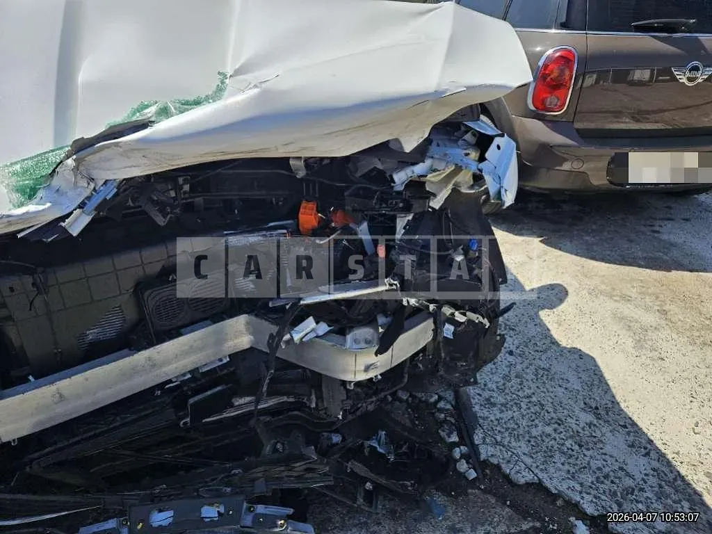 Photo 2 of 43: 2022 Genesis GV70 Electric Car AWD — Korean insurance auction