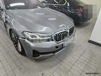 Photo 1 of 16: 2022 BMW 520i — Korean insurance auction