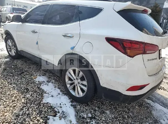 Photo 2 of 10: 2018 Hyundai Santa Fe, VIN KMHSW81UBJU833242 — Korean insurance auction
