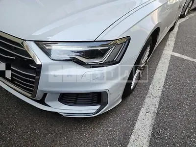 Photo 1 of 3: 2020 Audi (parts) A6 40 TDI Headlamp — Korean insurance auction