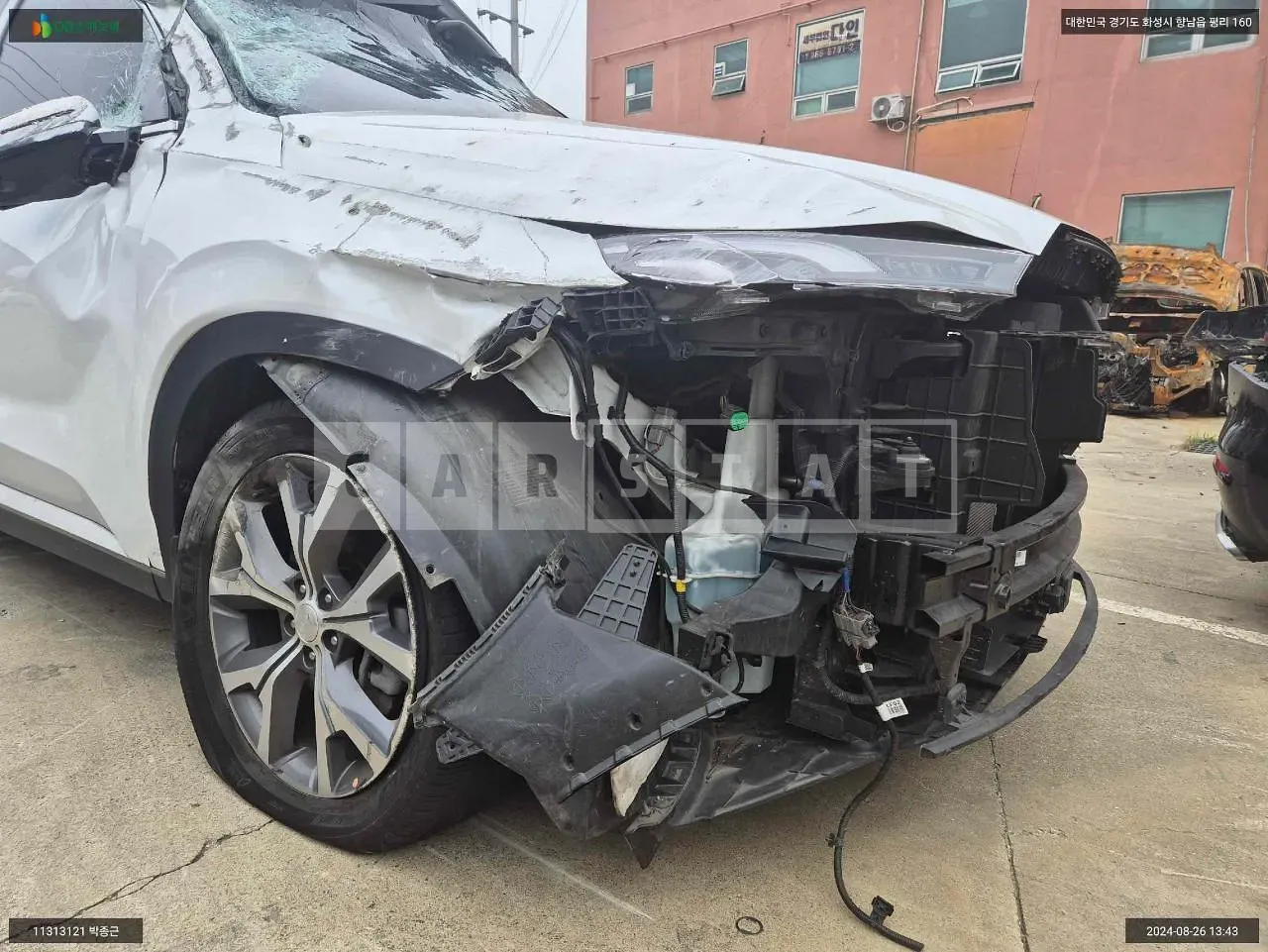 Photo 2 of 14: 2021 Hyundai Palisade, VIN KMHR381ABNU346661 — Korean insurance auction