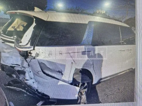Photo 2 of 5: 2023 Kia Carnival, VIN KNANE813BPS317111 — Korean insurance auction