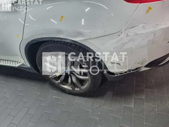 Photo 2 of 9: 2014 BMW X6 M50d — Korean insurance auction
