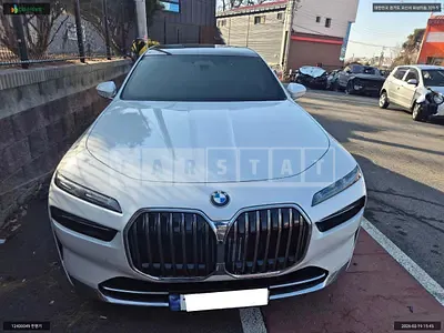 2023 BMW 740i