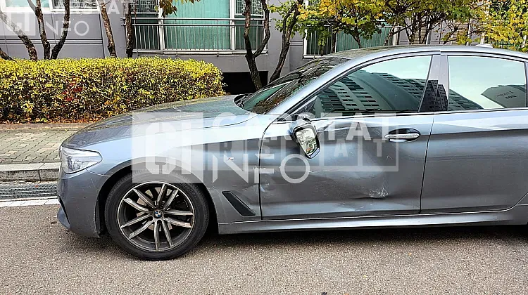Photo 2 of 5: 2017 BMW 520d — Korean insurance auction