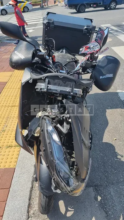 Photo 1 of 14: 2021 Honda Motorcycle PCX125ABS — Korean insurance auction