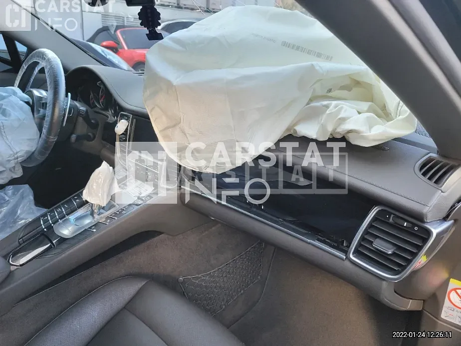 Photo 2 of 54: 2016 Porsche Panamera 4, VIN WP0AA2971GL001731 — Korean insurance auction
