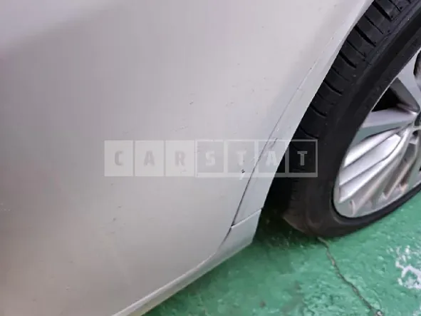 Photo 2 of 24: 2019 Toyota Camry, VIN JTNB11HK5K3082998 — Korean insurance auction