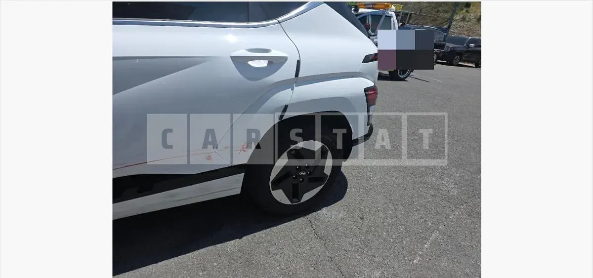 Photo 2 of 2: 2025 Hyundai (part) Kona Wheel — Korean insurance auction