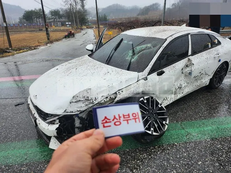 Photo 2 of 36: 2024 Kia K5 — Korean insurance auction