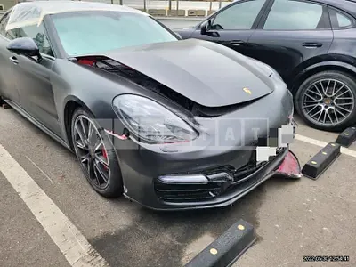 Photo 1 of 78: 2019 Porsche Panamera GTS, VIN WP0AG2975KL139554 — Korean insurance auction