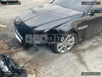 Photo 1 of 11: 2016 Jaguar XF 20d, VIN SAJBB4BN6GCY18152 — Korean insurance auction
