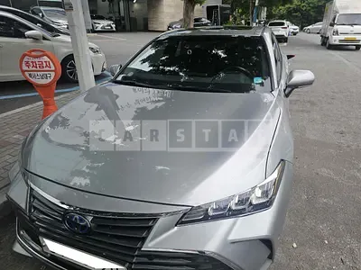 2019 toyota avalon hybrid