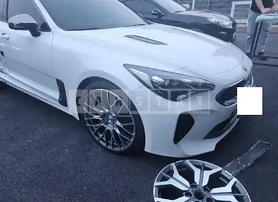Photo 1 of 25: 2018 Kia Stinger, VIN KNAE751CDJS006439 — Korean insurance auction