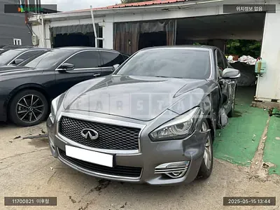 Photo 1 of 10: 2018 Infiniti Q70 3.7, VIN JNKBY11E3JM650063 — Korean insurance auction