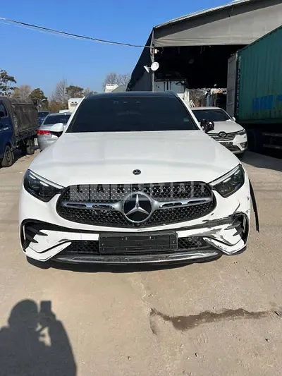 2023 Mercedes-Benz GLC300 4MATIC