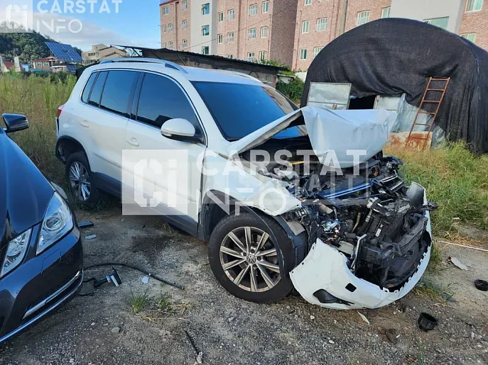 Photo 2 of 5: 2015 Volkswagen Tiguan 2.0 TDI BMT — Korean insurance auction