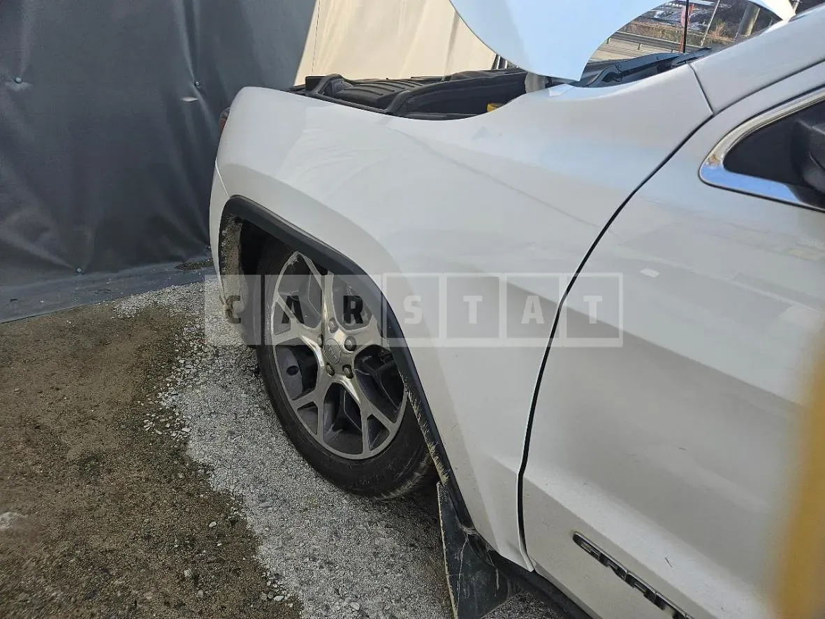 Photo 2 of 35: 2019 Jeep Zipgrand Cherokee, VIN 1C4RJFBG4KC666393 — Korean insurance auction