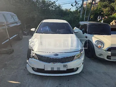 Photo 1 of 25: 2016 Kia K5 2.0 — Korean insurance auction