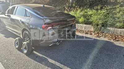 Photo 1 of 3: 2020 Kia K5 — Korean insurance auction
