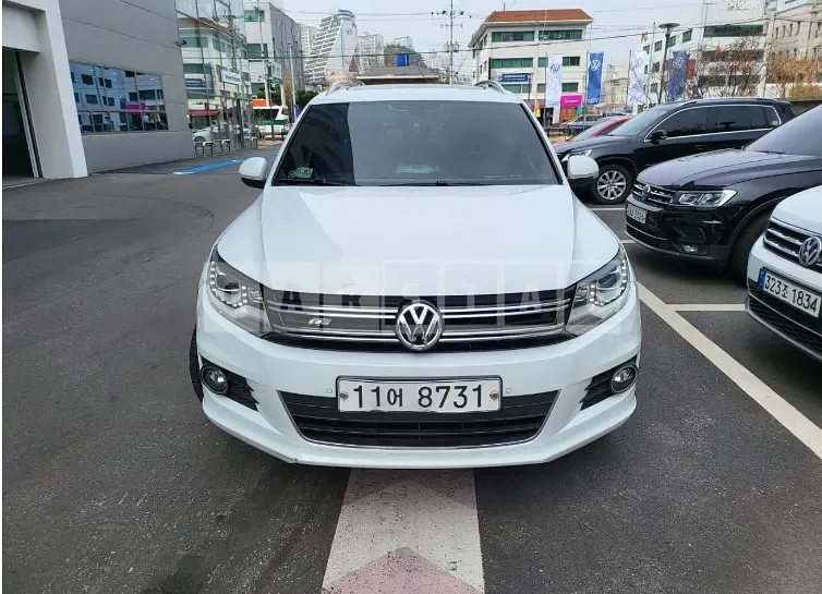 Photo 2 of 9: 2015 Volkswagen Tiguan 2.0 TDI Blue Motion, VIN WVGZZZ5NZFW087399 — Korean insurance auction