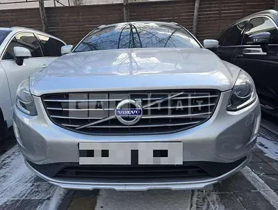 Photo 1 of 9: 2014 Volvo XC60D5 — Korean insurance auction