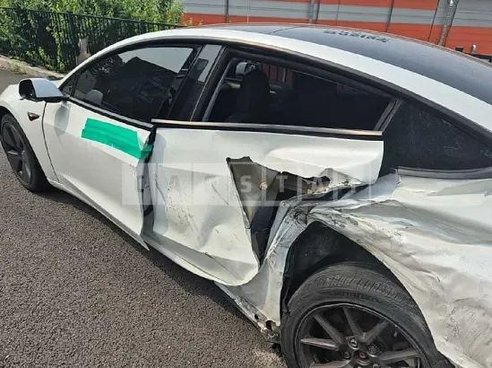 Photo 2 of 20: 2021 Tesla Model Y LongRange — Korean insurance auction