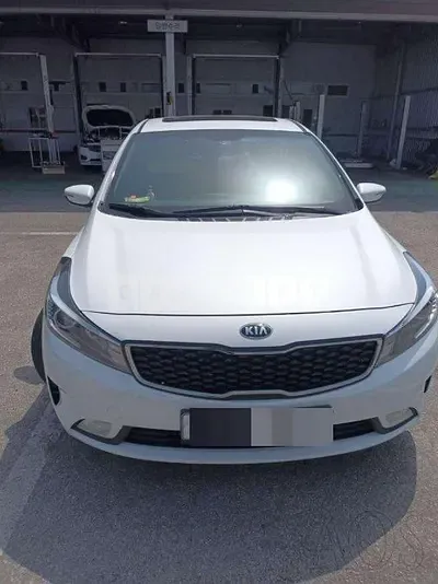 Photo 1 of 10: 2017 Kia K3 1.6 — Korean insurance auction