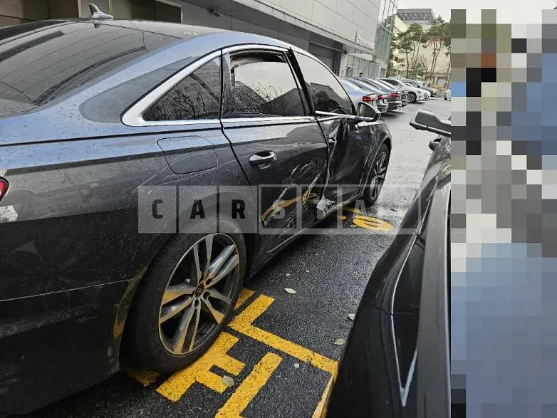 Photo 2 of 25: 2022 Audi A6 40 TDI — Korean insurance auction