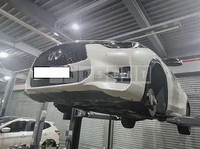 Photo 1 of 18: 2017 Infiniti Q30, VIN SJKCH53E5HA053113 — Korean insurance auction