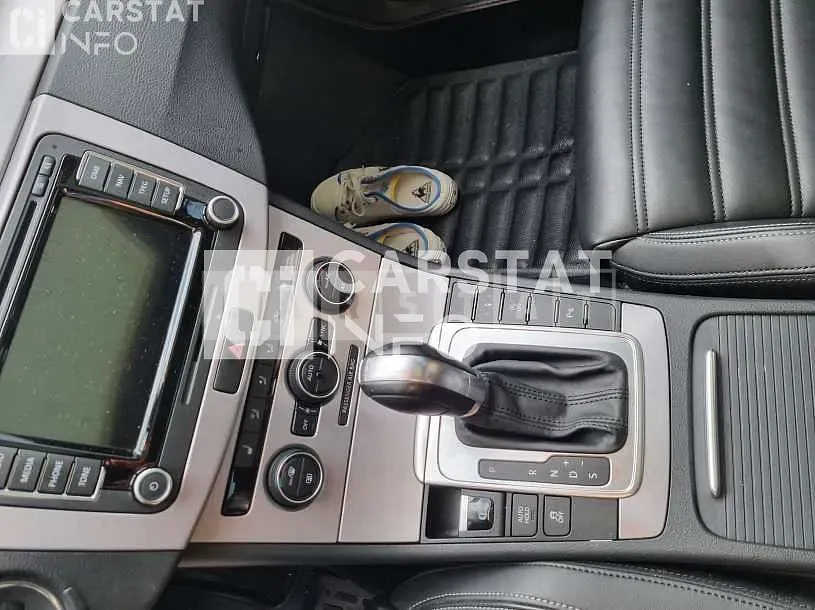Photo 2 of 10: 2015 Volkswagen CC 2.0 TDI BMT, VIN WVWZZZ3CZGE506471 — Korean insurance auction
