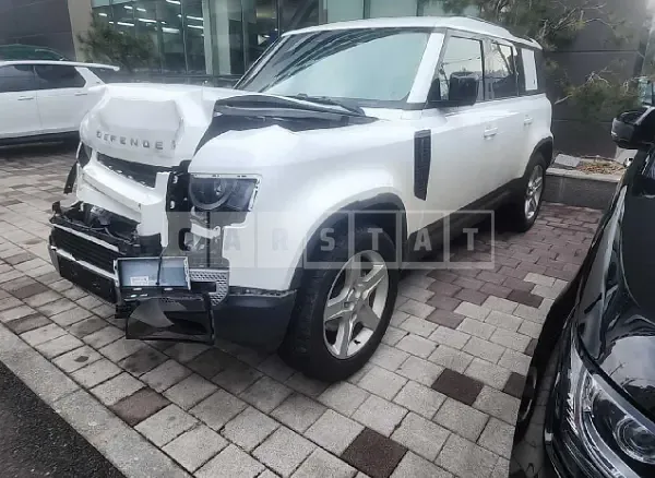 Photo 2 of 17: 2023 Land Rover Defender 110 D250, VIN SALEA7BWXP2207614 — Korean insurance auction