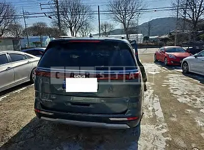 Photo 1 of 30: 2023 Kia Carnival — Korean insurance auction