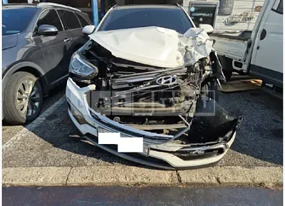 Photo 1 of 19: 2018 Hyundai Santa Fe — Korean insurance auction
