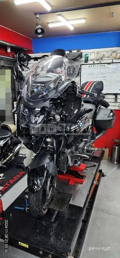 Photo 1 of 49: 2022 BMW (Two-Wheel) K1600B — Korean insurance auction