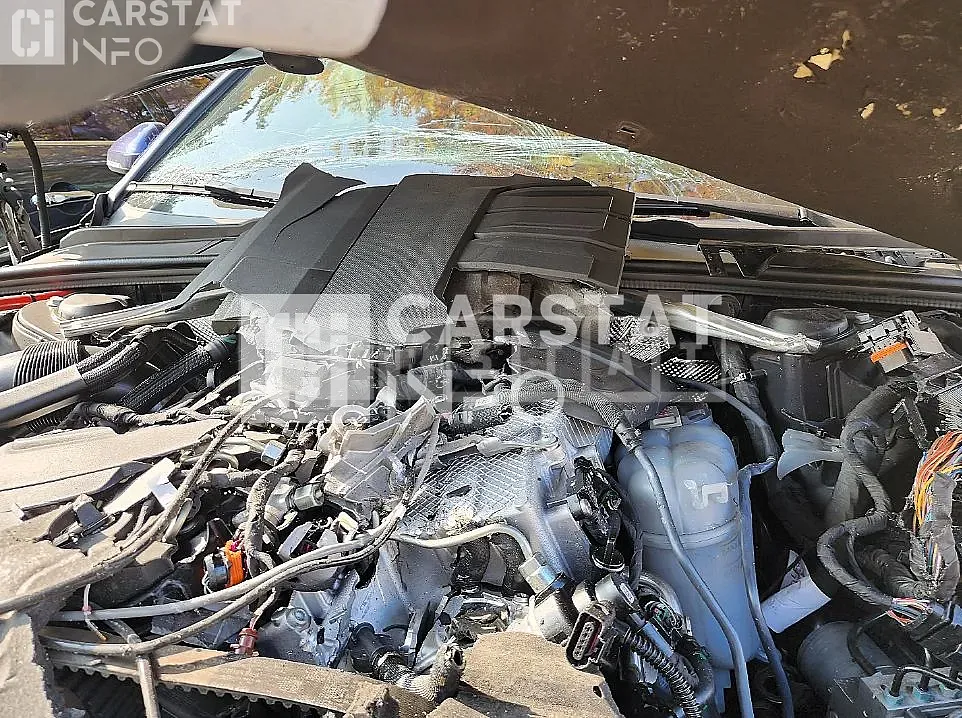 Photo 2 of 51: 2021 Audi A4 35 TDI, VIN WAUZZZF42MN001071 — Korean insurance auction