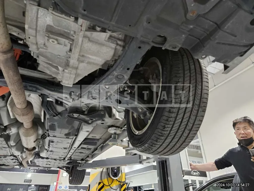 Photo 2 of 26: 2018 Lexus ES300h — Korean insurance auction