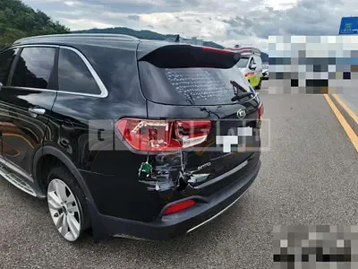 Photo 1 of 5: 2015 Kia Sorento — Korean insurance auction