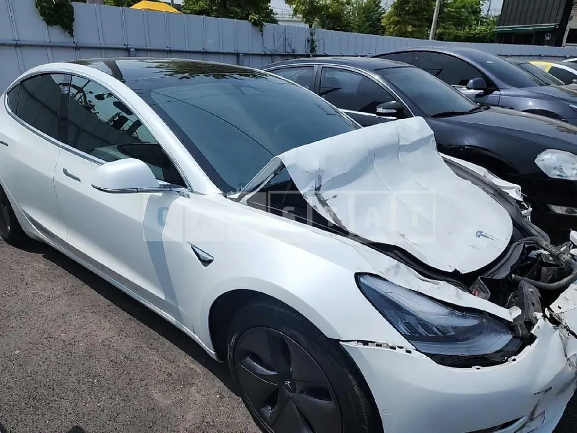 Photo 2 of 22: 2020 Tesla Model 3 Long Range, VIN 5YJ3E1EB7LF774282 — Korean insurance auction