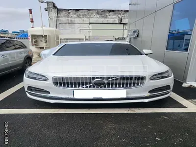 Photo 1 of 16: 2022 Volvo S90 B5, VIN LVYPTL12DNP270025 — Korean insurance auction
