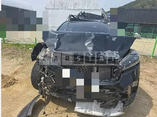 Photo 2 of 14: 2018 Kia Sorento 4WD — Korean insurance auction