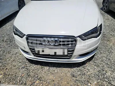 Photo 1 of 37: 2016 Audi Is 35 Placed, VIN WAUZZZ8V6G1037458 — Korean insurance auction