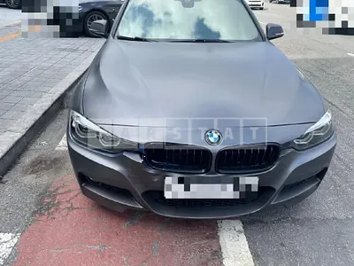 Photo 1 of 38: 2018 BMW 330i — Korean insurance auction
