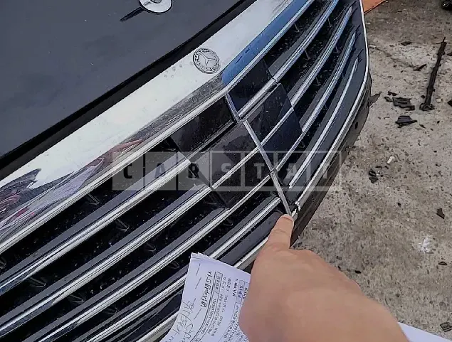Photo 2 of 9: 2015 Mercedes-Benz S500-L, VIN WDDUG8CB8FA105645 — Korean insurance auction