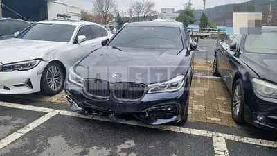 Photo 1 of 23: 2017 BMW 740Li xDrive, VIN WBA7E4102HGV21095 — Korean insurance auction