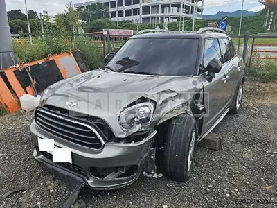 Photo 1 of 26: 2018 MINI Cooper D Countryman — Korean insurance auction