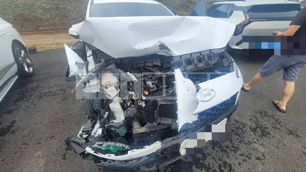 Photo 2 of 14: 2021 Hyundai Kona Gasoline 1.6 — Korean insurance auction