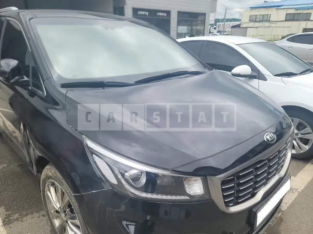 Photo 2 of 27: 2020 Kia Carnival, VIN KNAMC81ABLS635623 — Korean insurance auction