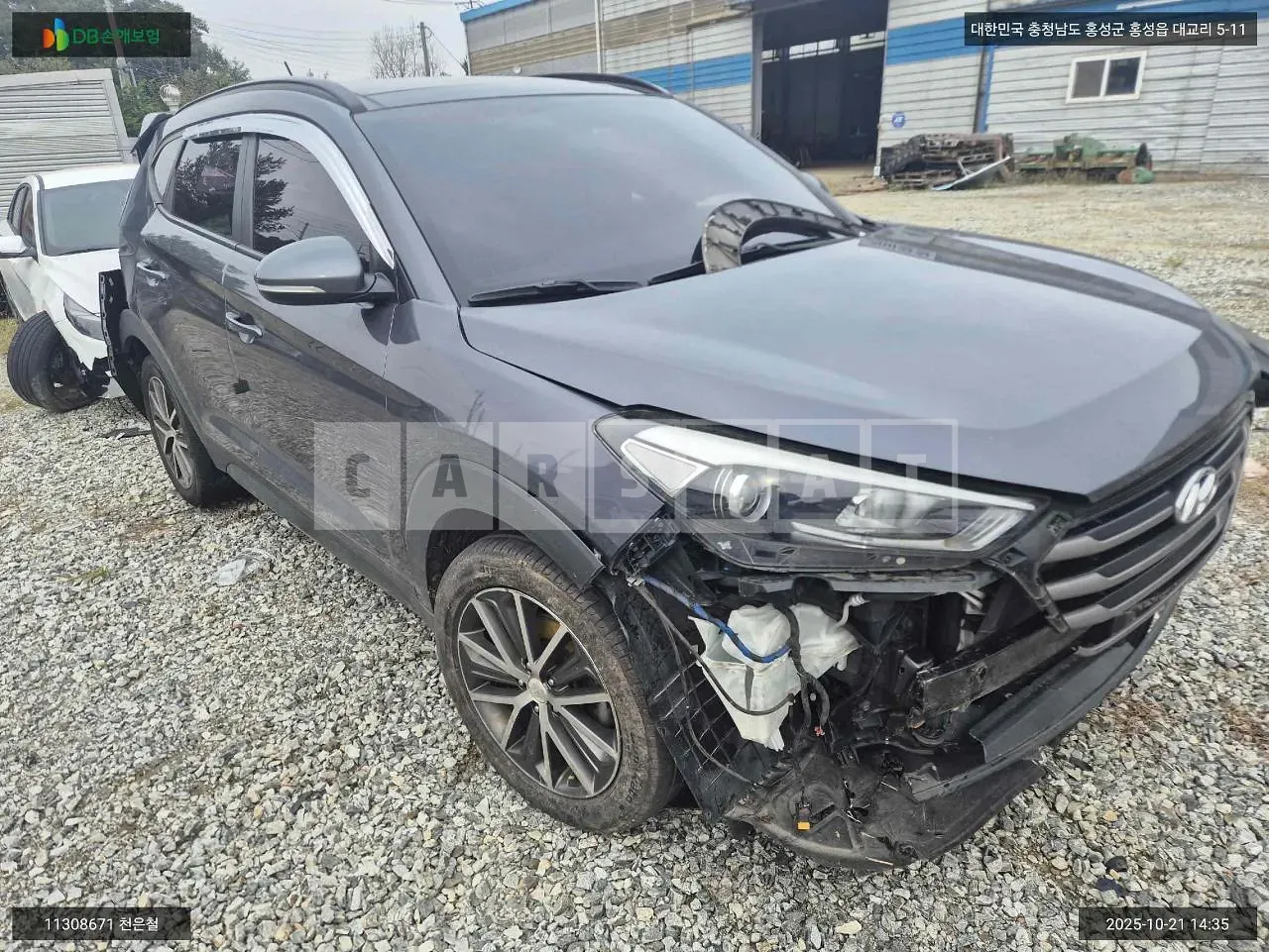 Photo 2 of 19: 2016 Hyundai Tucson, VIN KMHJ281ADGU166185 — Korean insurance auction
