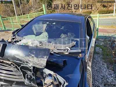 Photo 1 of 19: 2018 BMW 530d, VIN WBAJC9101JG945012 — Korean insurance auction